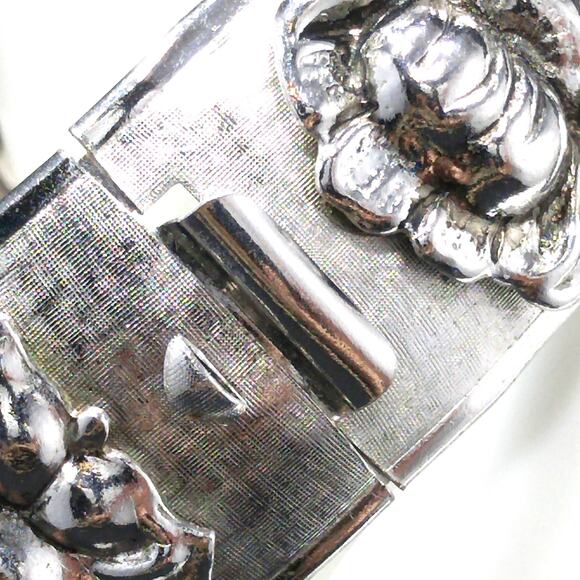 Coro Pegasus Wide Hinged Bracelet, Silver Floral Embossed, 1950s Vintage Jewelry - Picture 4 of 10